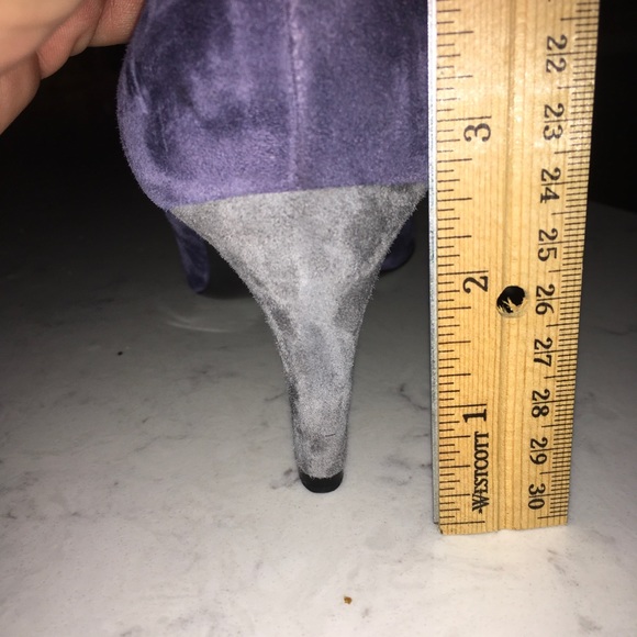 Roger Vivier Midnight Blue buckle pumps - Picture 8 of 8